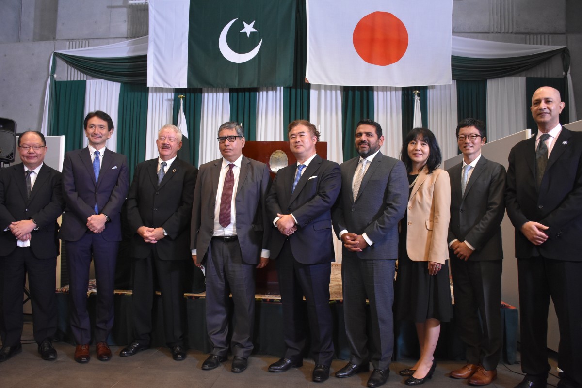 japanese companies invited to benefit from pakistani human resource as japan faces a shortage of 800 000 it engineers pakistan embassy tokyo japan